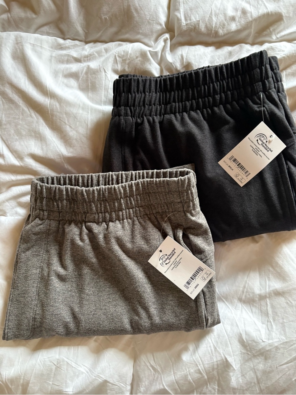 Amazon Essentials 2 pack Men's Athletic Shorts in Black and Gray Heather